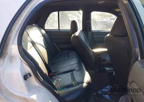 2010 Ford Crown Victoria Police/Police Interceptor from USA, damaged, VIN 2FABP7BV7AX121364